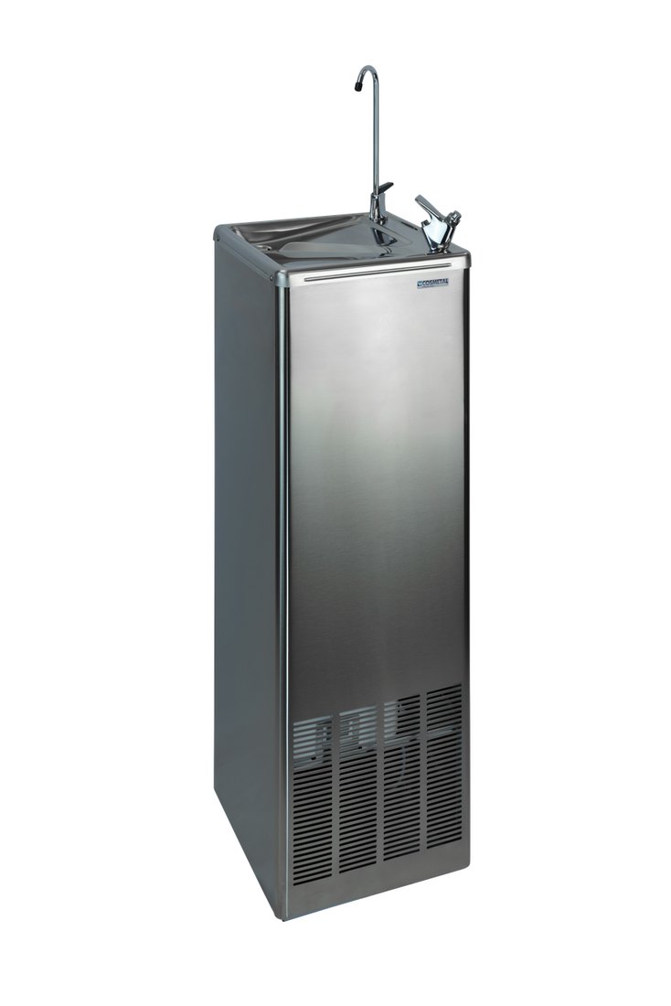 AA First River water fountain, side view