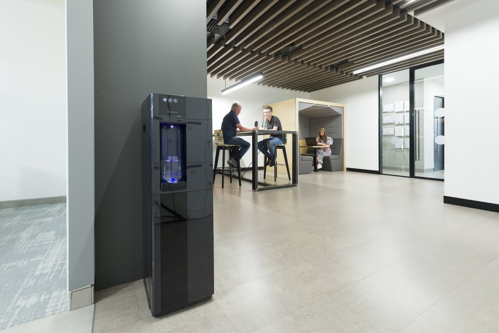Borg & Overström B3 in Black in a workplace breakout space
